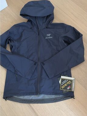 New Arc'teryx Beta LT Jacket - Black Sapphire